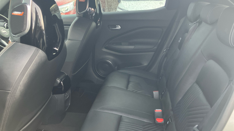 Nissan Juke 1.6 Hybrid Tekna 5dr Auto Hybrid Hatchback